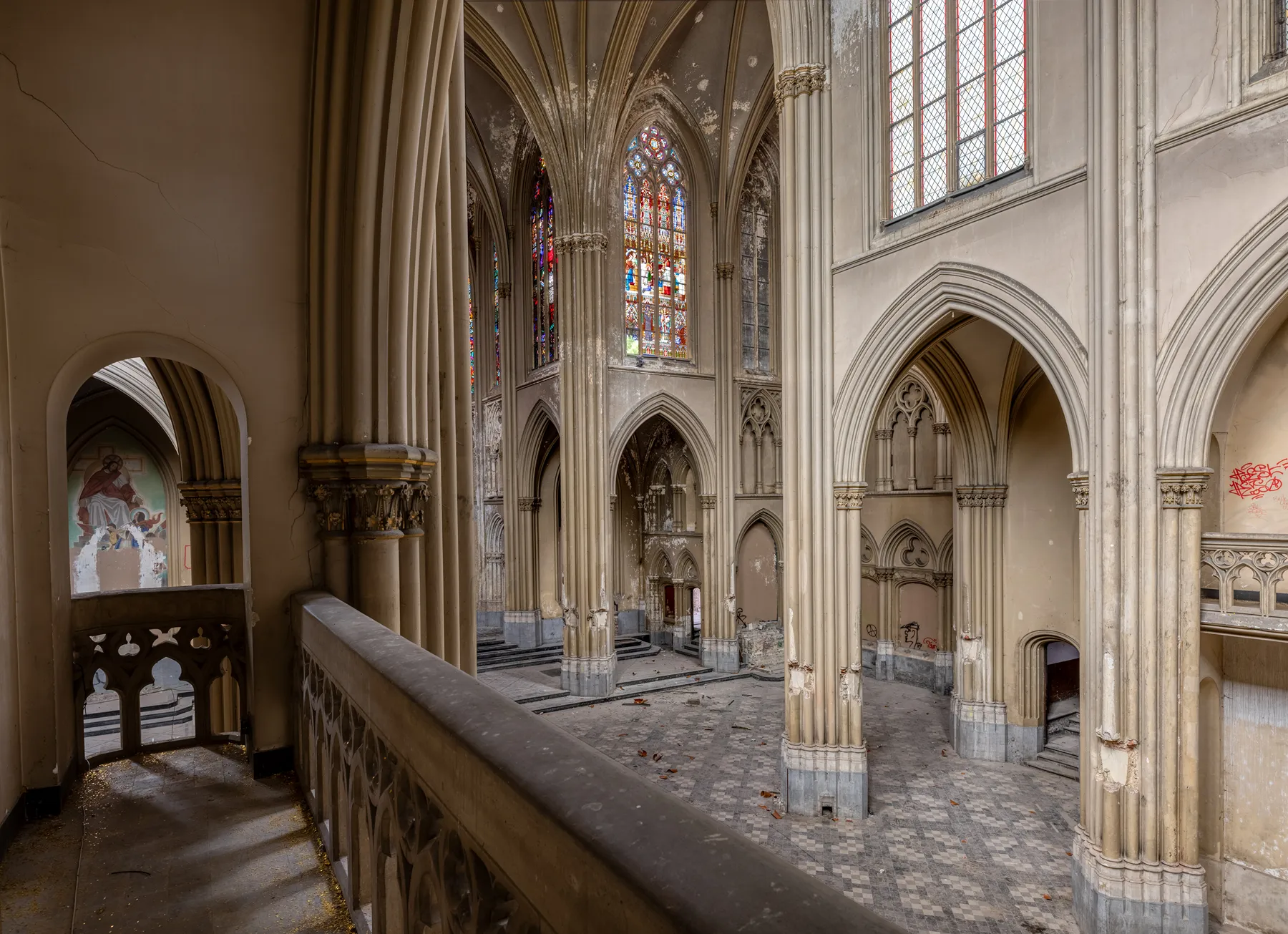 J1VR4167WEBP