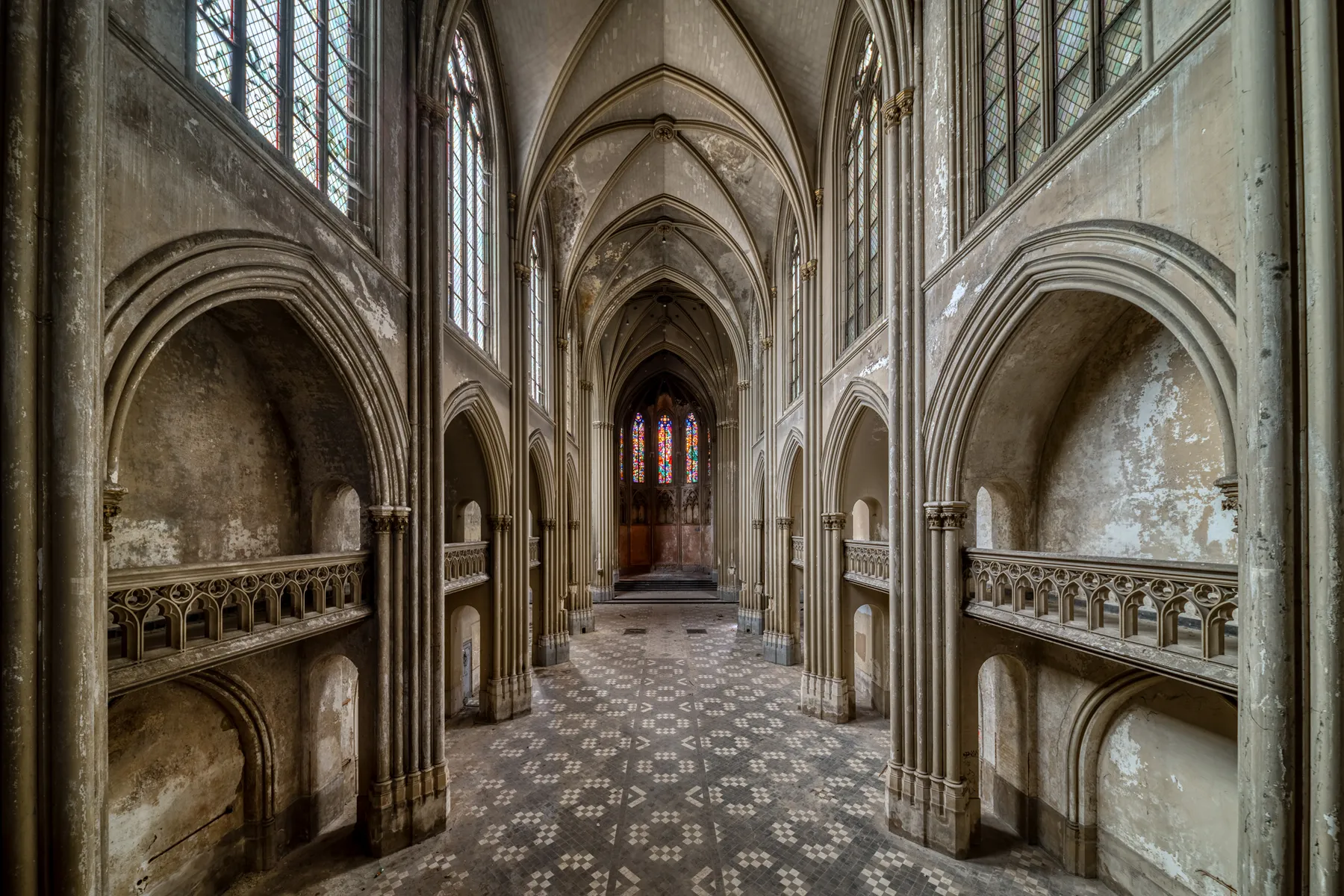 J1VR4272WEBP